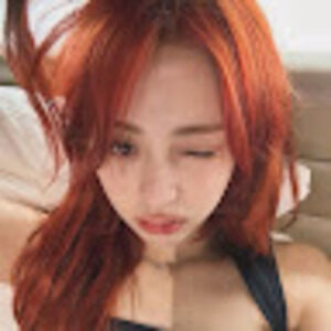 Meet your Posher, Chloe